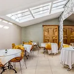 Terminus Hotel